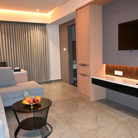 Vantara Suites Vellore Εξωτερικό φωτογραφία